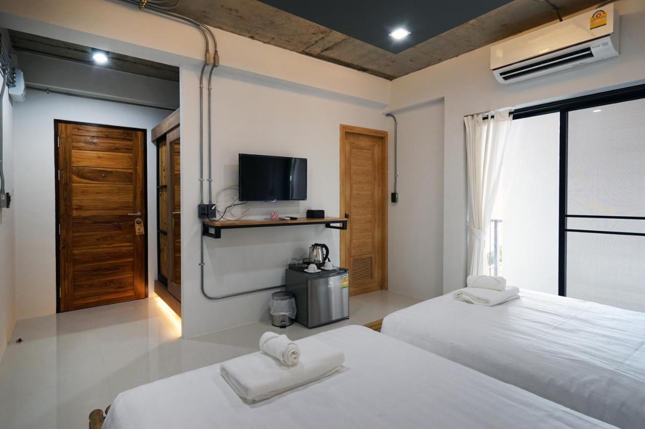 Luck Esan Loft Hotel Ubon Ratchathani Bagian luar foto