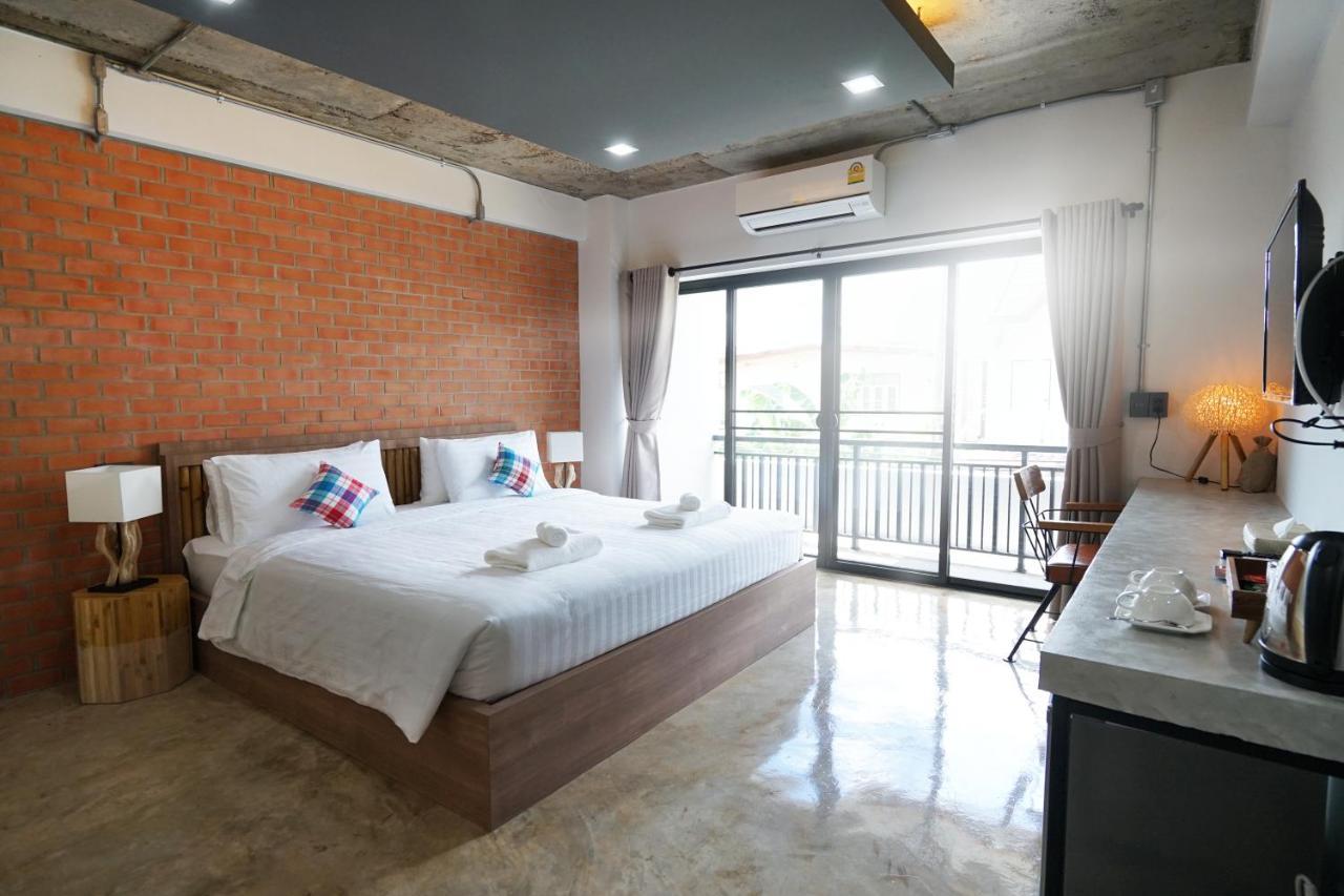 Luck Esan Loft Hotel Ubon Ratchathani Bagian luar foto