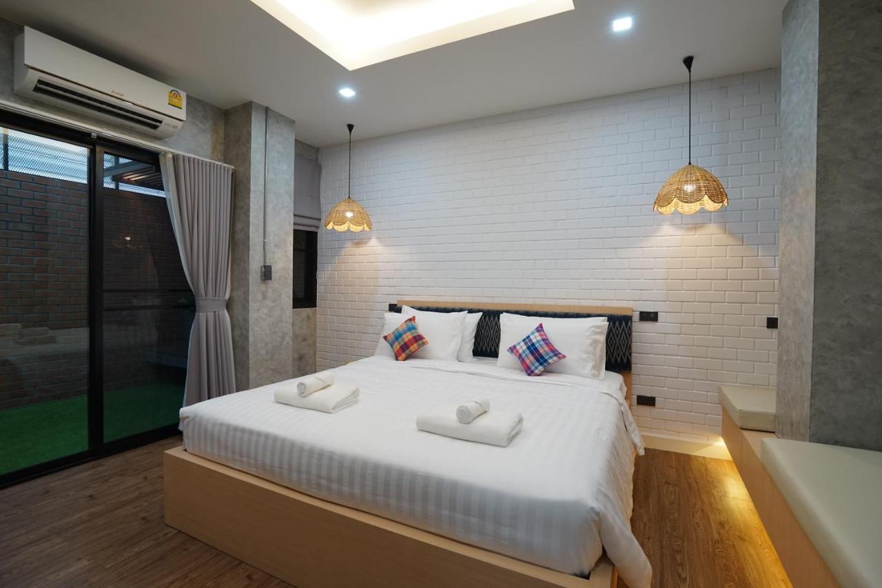 Luck Esan Loft Hotel Ubon Ratchathani Bagian luar foto